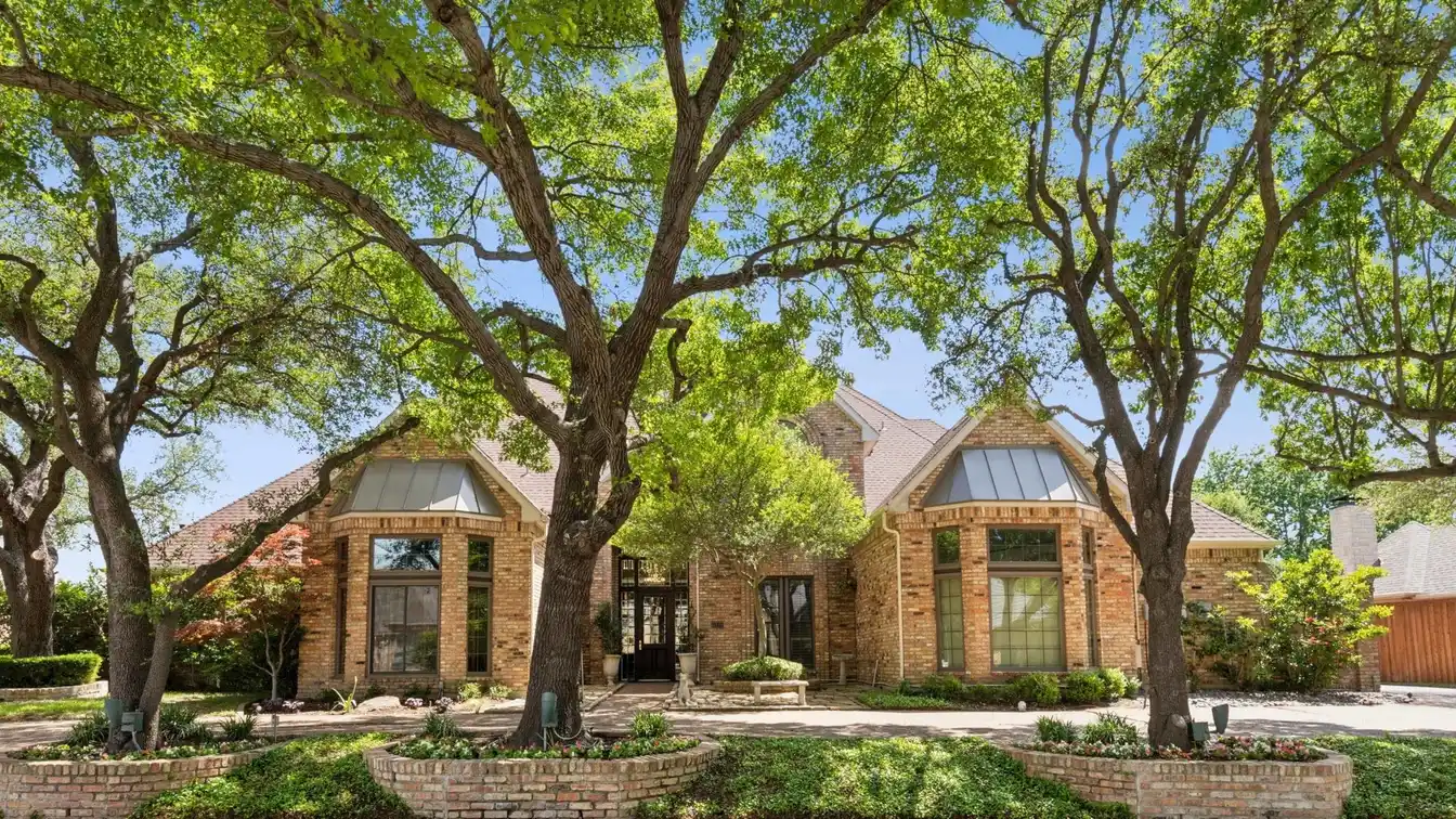 Impressive Willow Bend Home