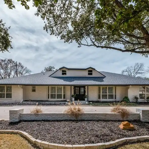 FABULOUS RANCH HOME IN HOCKADAY