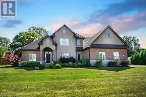 Spacious Residence in Royal Highland Estates
