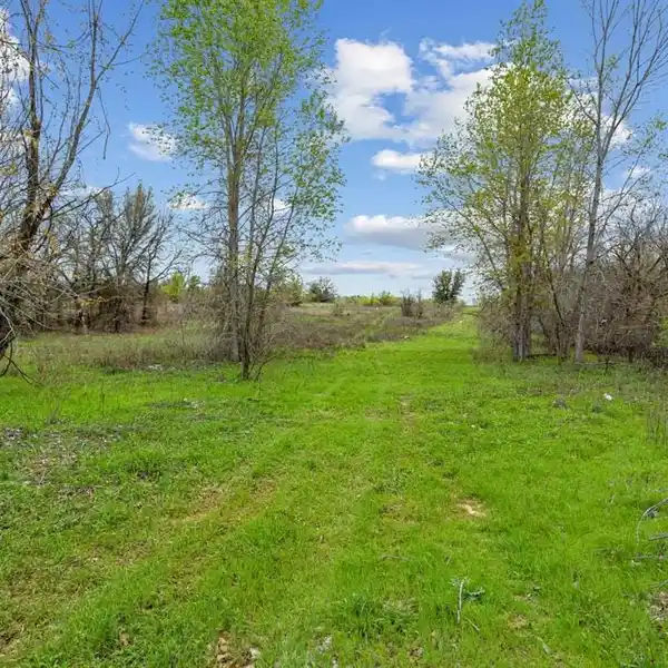 95 BEAUTIFUL ACRES