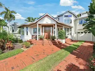 Amazing Home in Fabulous Walking Location