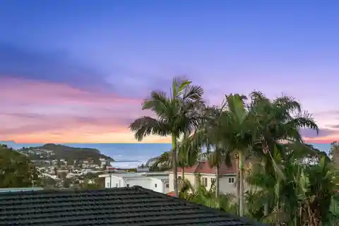 Dual-Level Residence Ideal for Multi-Generational Living