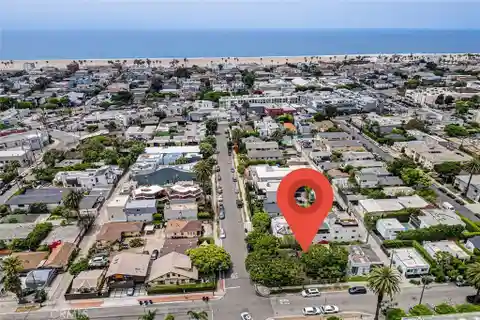 Ideally Situated Lot in Venice