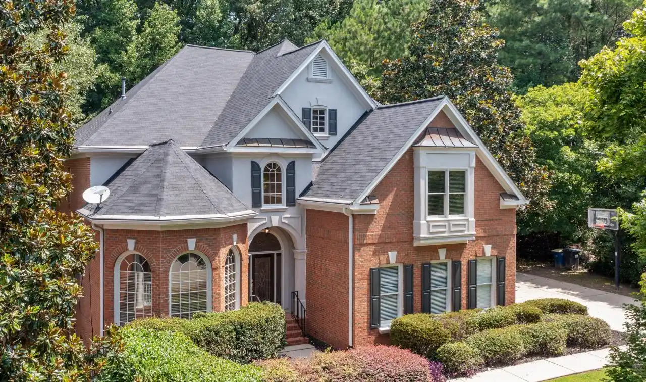 Amazing Executive Home in Sought-after Garrison Oaks