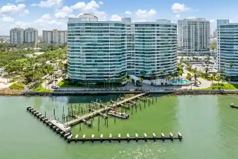 Iconic Condo on the Bay