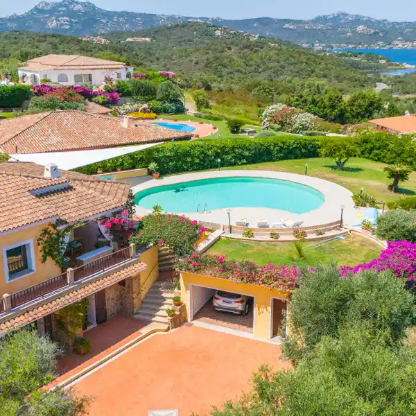 INCREDIBLE VILLA WITH BREATHTAKING VIEWS