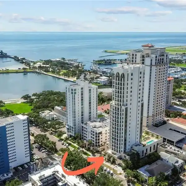 REFINED CONTEMPORARY LIVING AT THE NOLEN