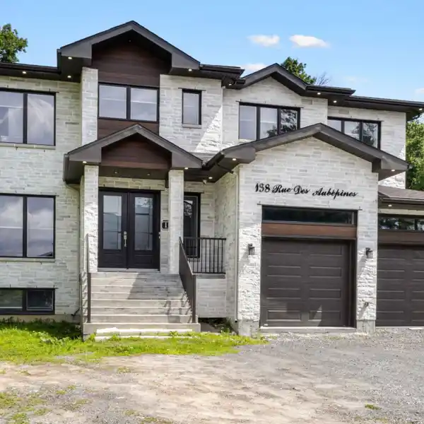 PRESTIGIOUS CUSTOM-BUILT HOME