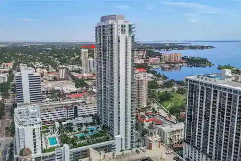 Modern High-Rise Condo with Captivating City Views