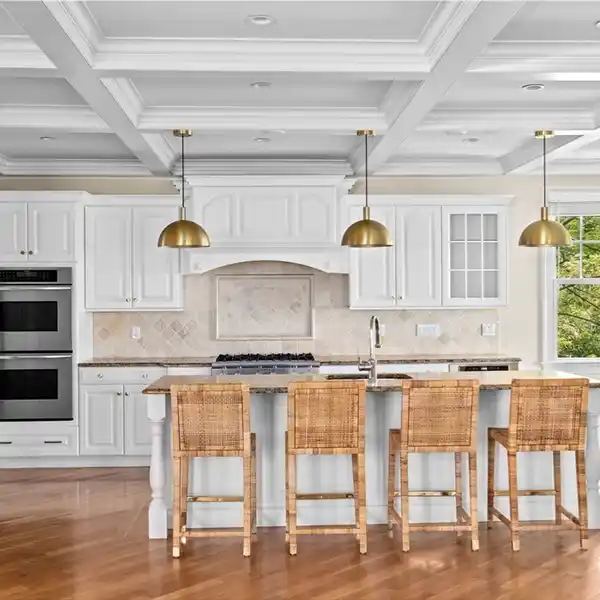 SPECTACULAR CROW POINT HOME