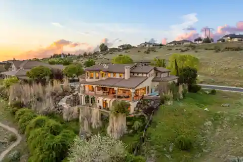 Luxury Foothills Estate