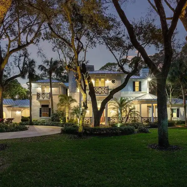 WARM AND INVITING LUXURY HOME IN PREMIER FOX CHASE