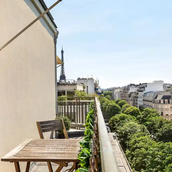 GORGEOUS APARTMENT WITH OPEN VIEWS