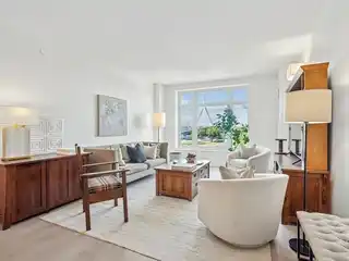 Captivating Home with Amazing Views