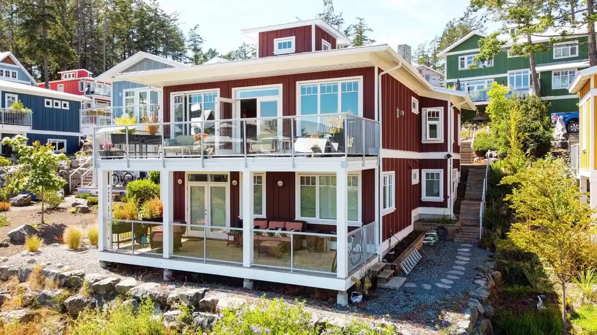 An Oceanside Haven
