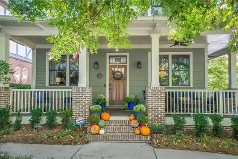 Glenwood Park Charm Meets Modern Functionality