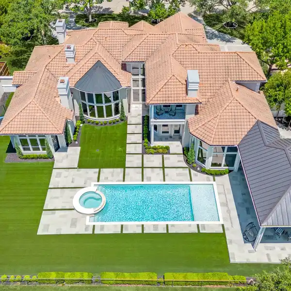 CUSTOM ESTATE ON THE BENT TREE COUNTRY CLUB GOLF COURSE