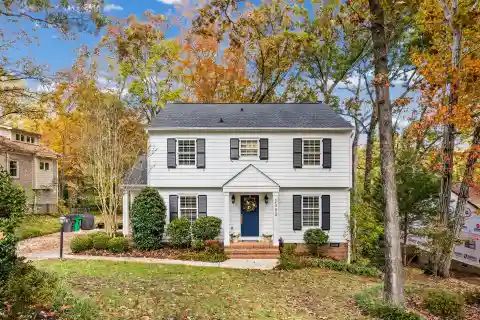 Modern Charm on Expansive Private Grounds