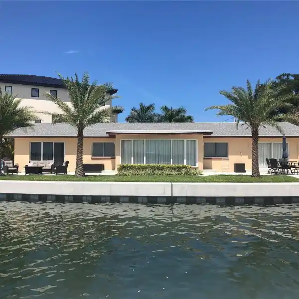 PREMIER POINT LOT