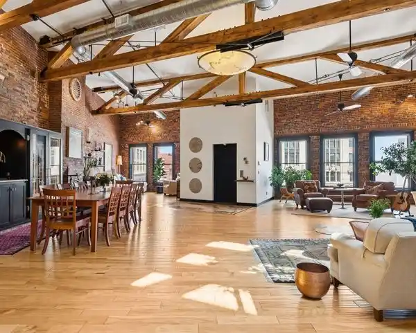 RARE URBAN GEM IN THE HEART OF PORTLAND