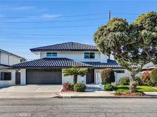 Beautifully Remodeled Contemporary Gem
