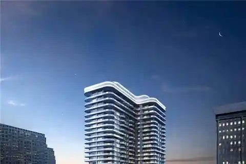 Beautifully Designed Corner Residence at One Tampa