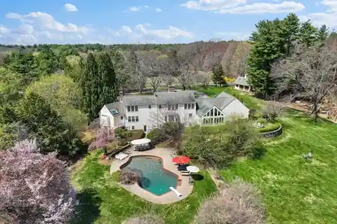 Unique Property on 5.47 Acres