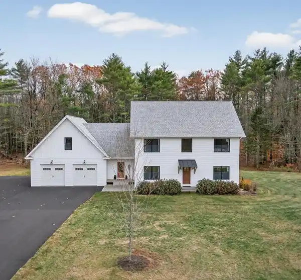 EXPANSIVE PRIVATE ESTATE WITH CUSTOM CRAFTSMANSHIP