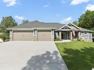 The Perfect Blend of Serenity and Convenience