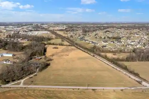 Expansive Versatile Property