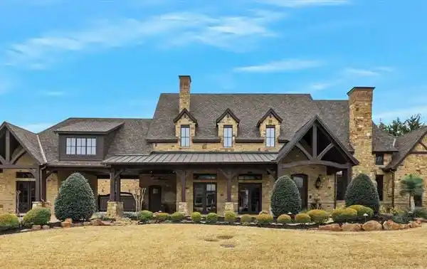 GORGEOUS UPDATED CUSTOM HOME