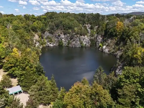 UNIQUE 26-ACRE PROPERTY