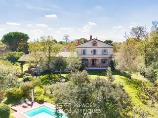 18th-Century Mansion in the Heart of Launac