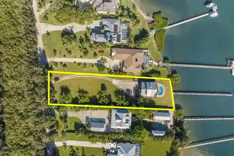 Coastal Retreat with Bonus Flex Space Below