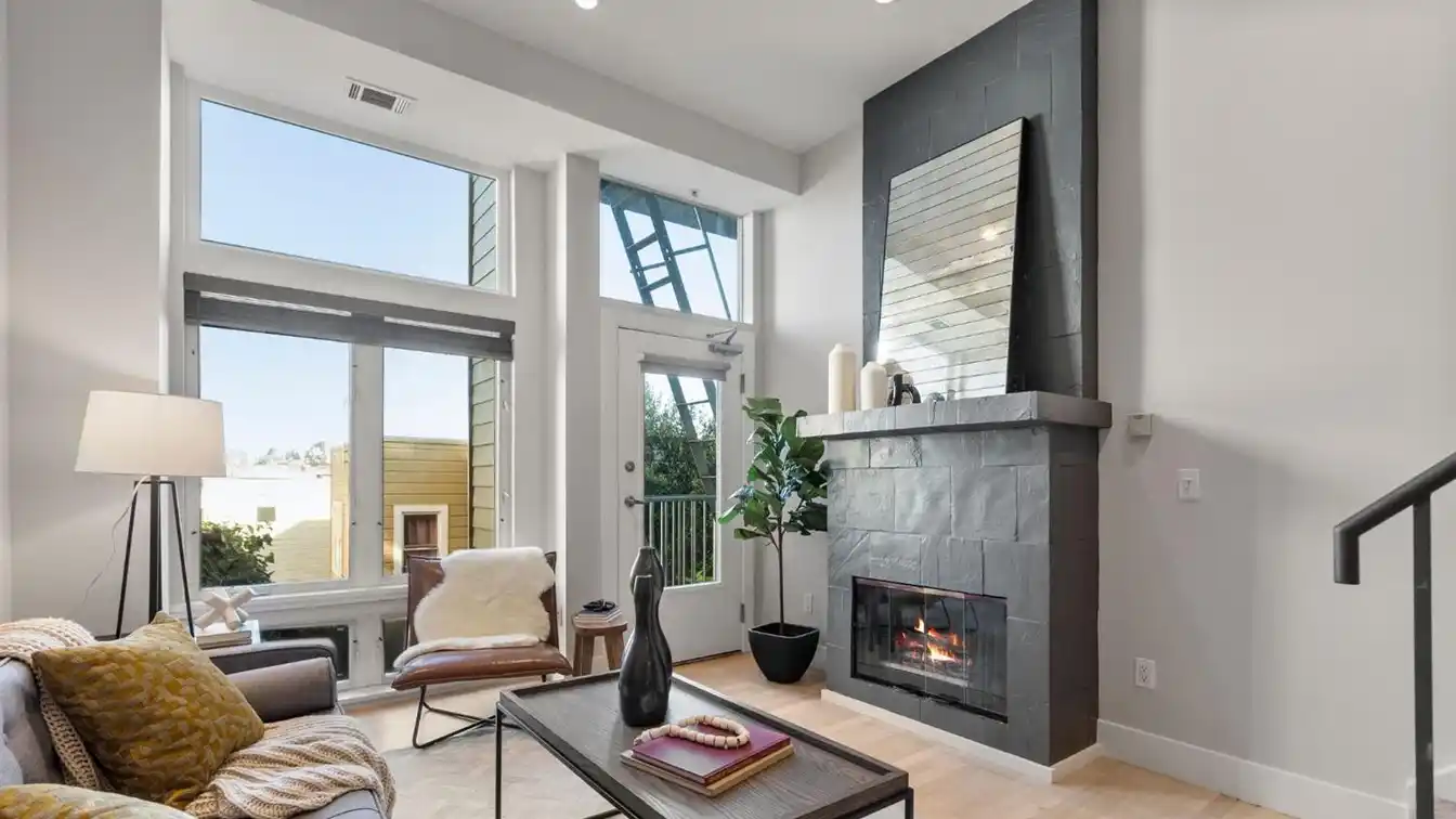 Handsome Townhome in Alamo Square