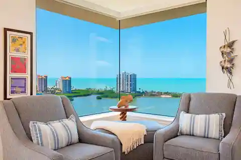 Lovely Home in the Heron