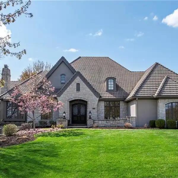 STUNNING MISSION FARMS ELEGANT ESTATE