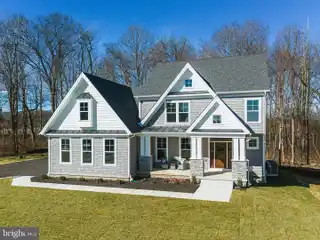 Craftsman Charm with Luxe Kitchen and Flex Space