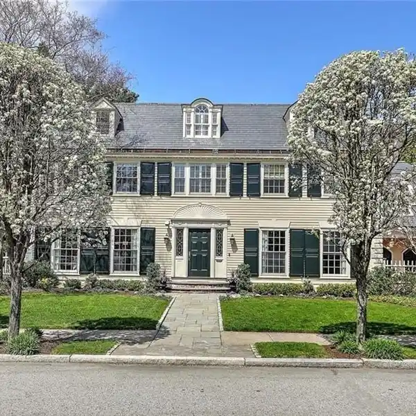 EXQUISITE COLONIAL REVIVAL RESIDENCE