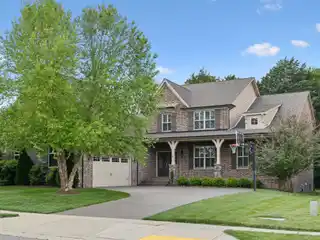Beautifully Upgraded Home in Summerlyn