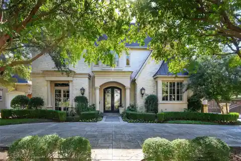 Elegant Estate with Resort-Style Pool Oasis