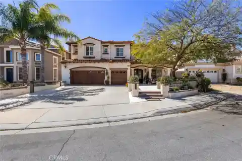 Meticulously Designed Home Home in a Prestigious Community