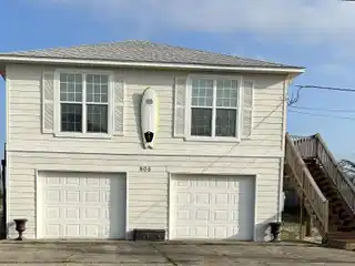 Unique Three Bedroom Home Steps to the Beach