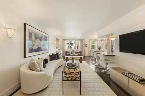 Elegant Upper East Side Condo