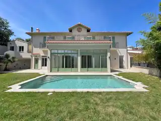 Magnificent Villa Near the Sea