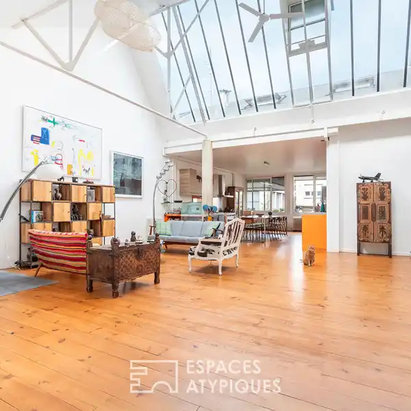 SUNLIT INDUSTRIAL-CHIC DUPLEX WITH CREATIVE MEZZANINE