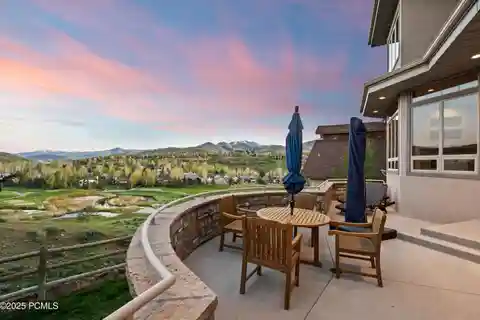 Exceptional Privacy in a Vibrant Community