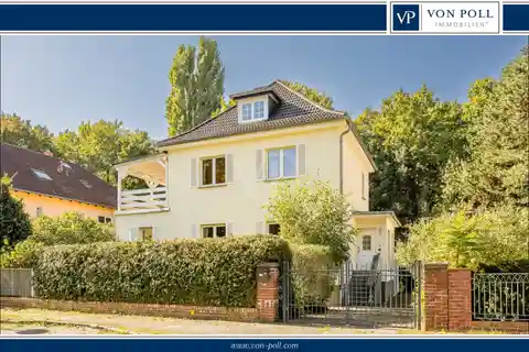 Beautiful Property Located in a Prime Residential Area