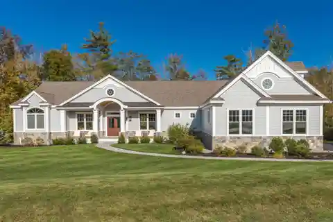 Modern Custom Home on 2.4 Private Acres