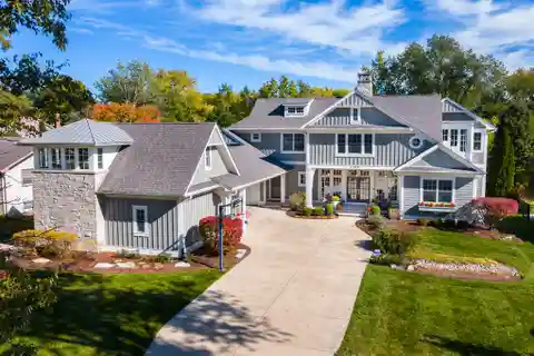Casual Elegance Blended with Nantucket-Inspired Estate